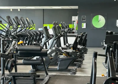 Vue générale des équipements cardio Fitaccess pour améliorer l'endurance et la condition physique